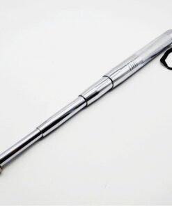 Teleskopický kovový obušek